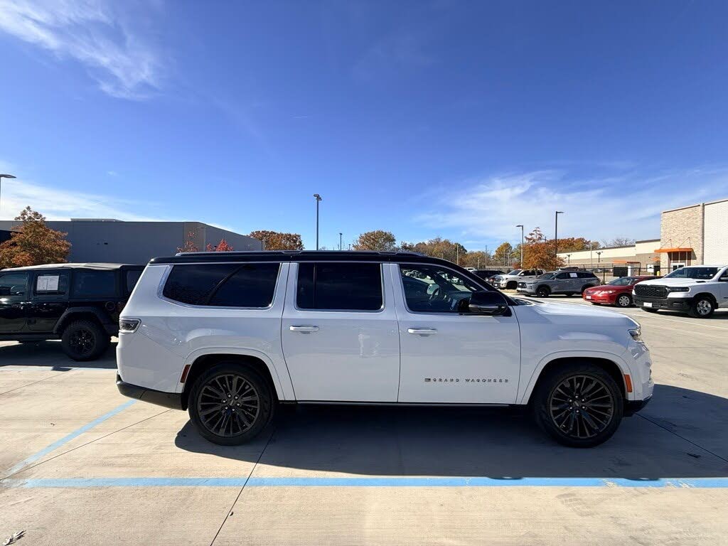 2024 Jeep Grand Wagoneer L Series III 4WD