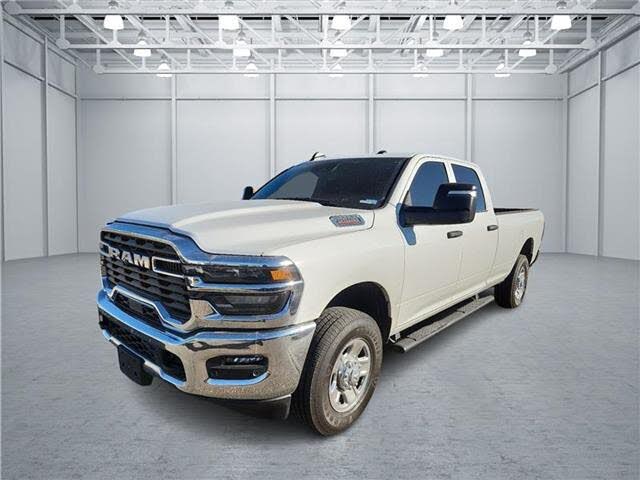 2025 RAM 2500 Tradesman Crew Cab LB 4WD