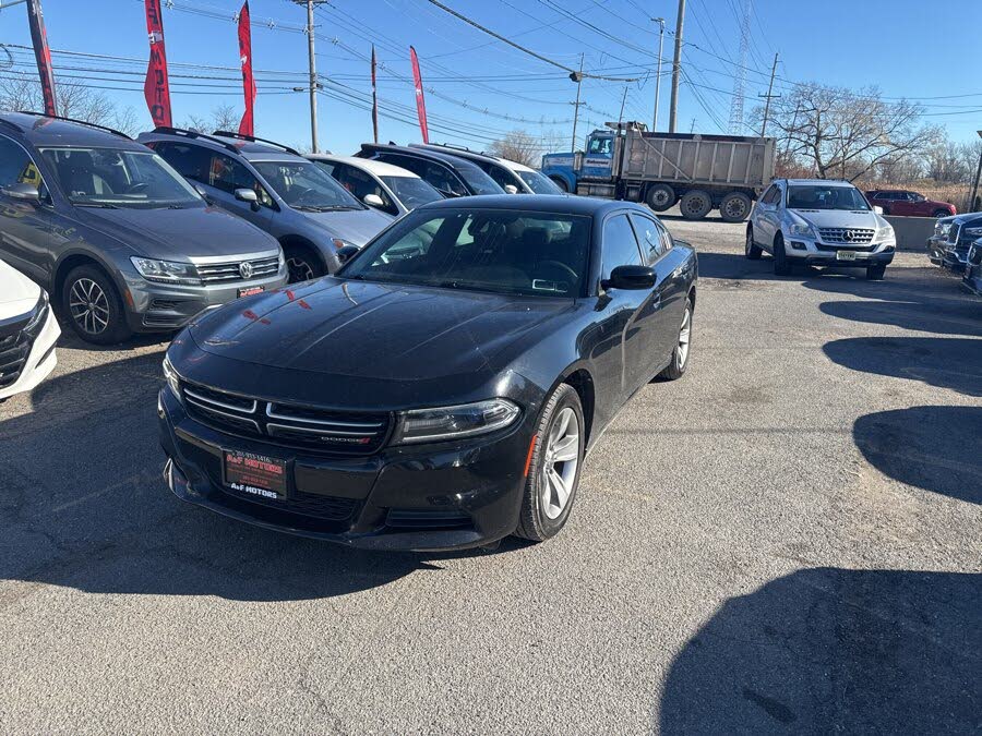 2015 Dodge Charger SE RWD