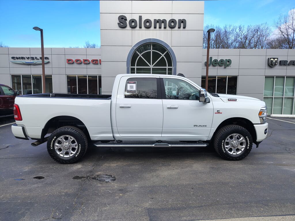 2024 RAM 2500 Laramie Crew Cab 4WD