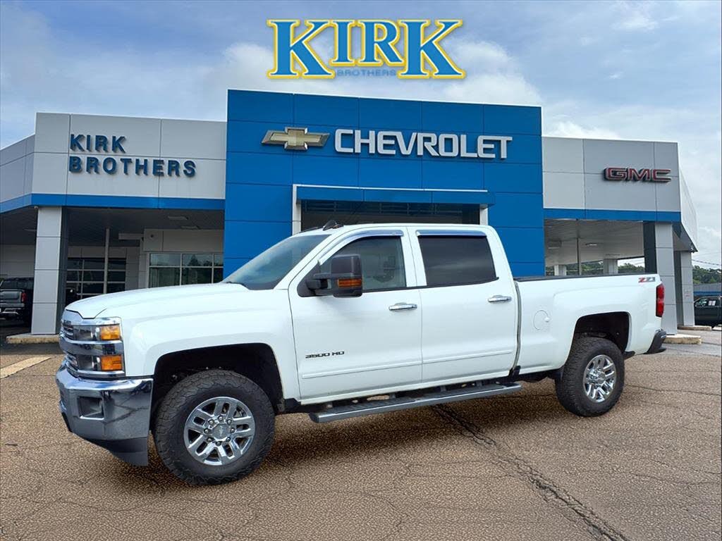 2016 Chevrolet Silverado 3500HD LT Crew Cab 4WD