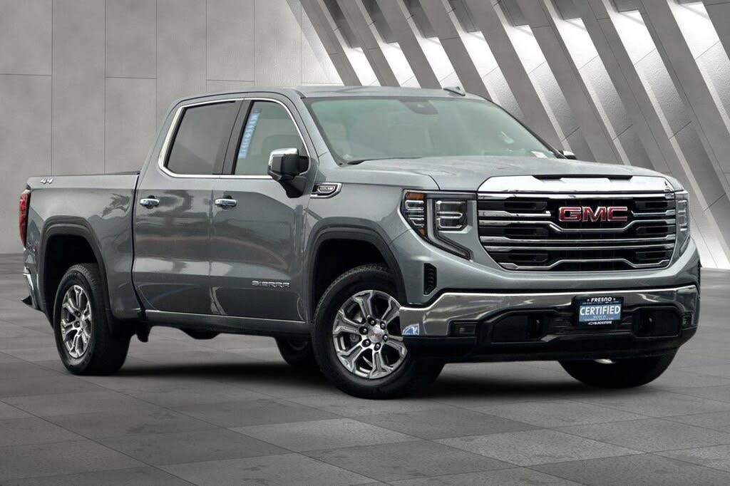 2025 GMC Sierra 1500 SLT Crew Cab 4WD