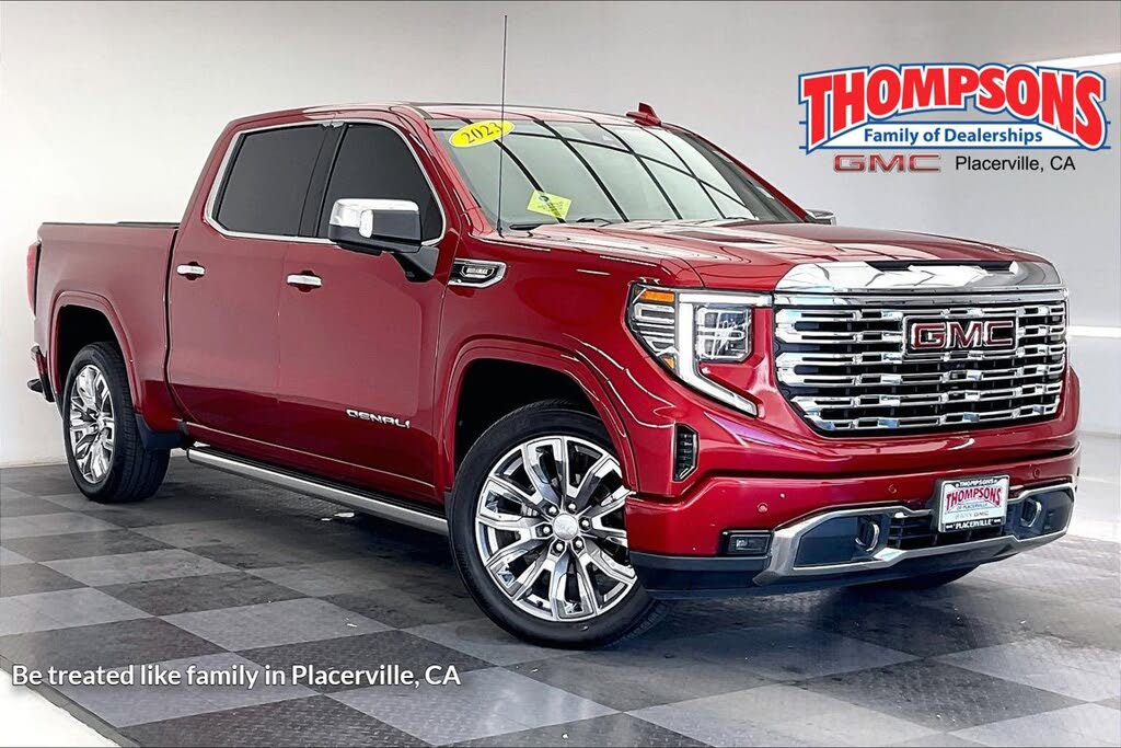 2023 GMC Sierra 1500 Denali Crew Cab 4WD