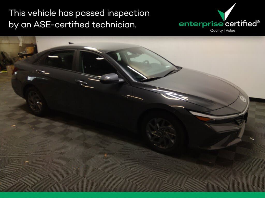 2024 Hyundai Elantra SEL FWD