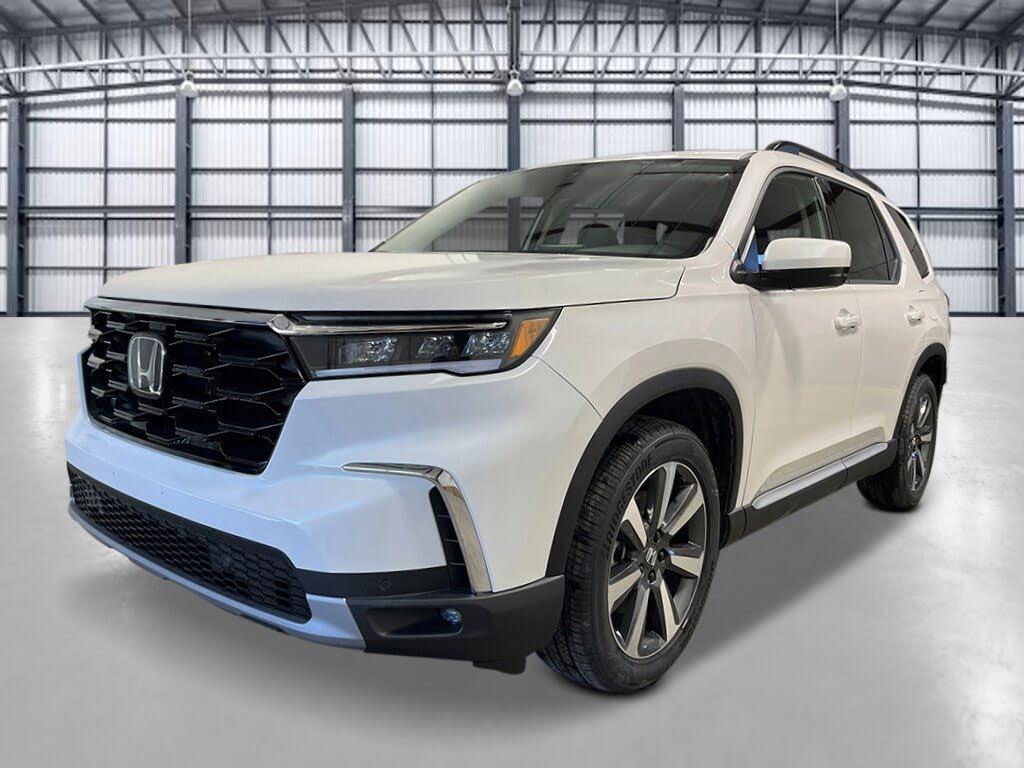 2025 Honda Pilot Touring AWD