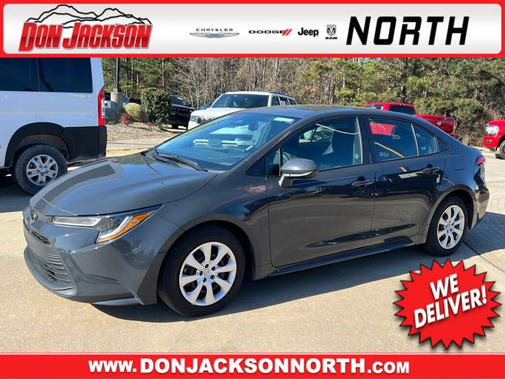 2025 Toyota Corolla LE FWD