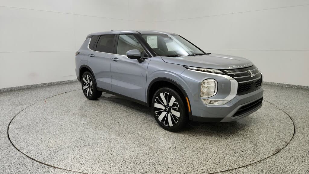 2026 Mitsubishi Outlander SE FWD