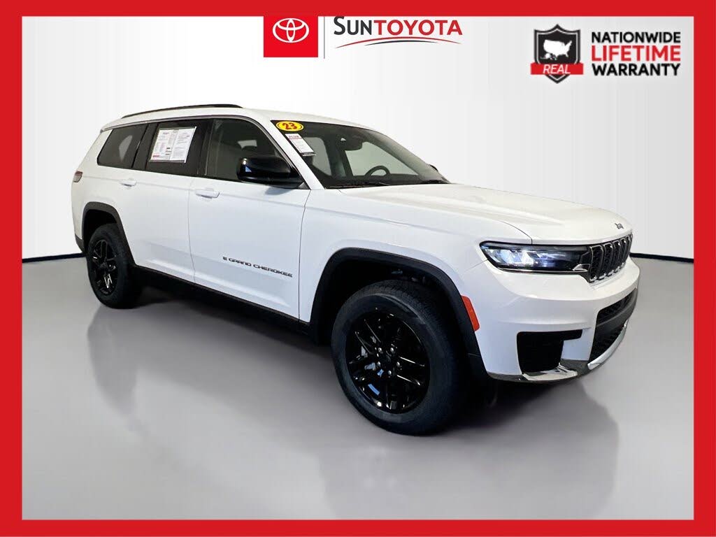 2023 Jeep Grand Cherokee L Laredo RWD