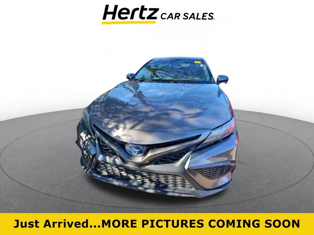 2024 Toyota Camry Hybrid SE FWD