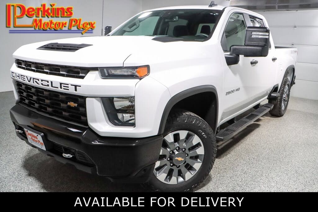 2022 Chevrolet Silverado 2500HD Custom Crew Cab 4WD