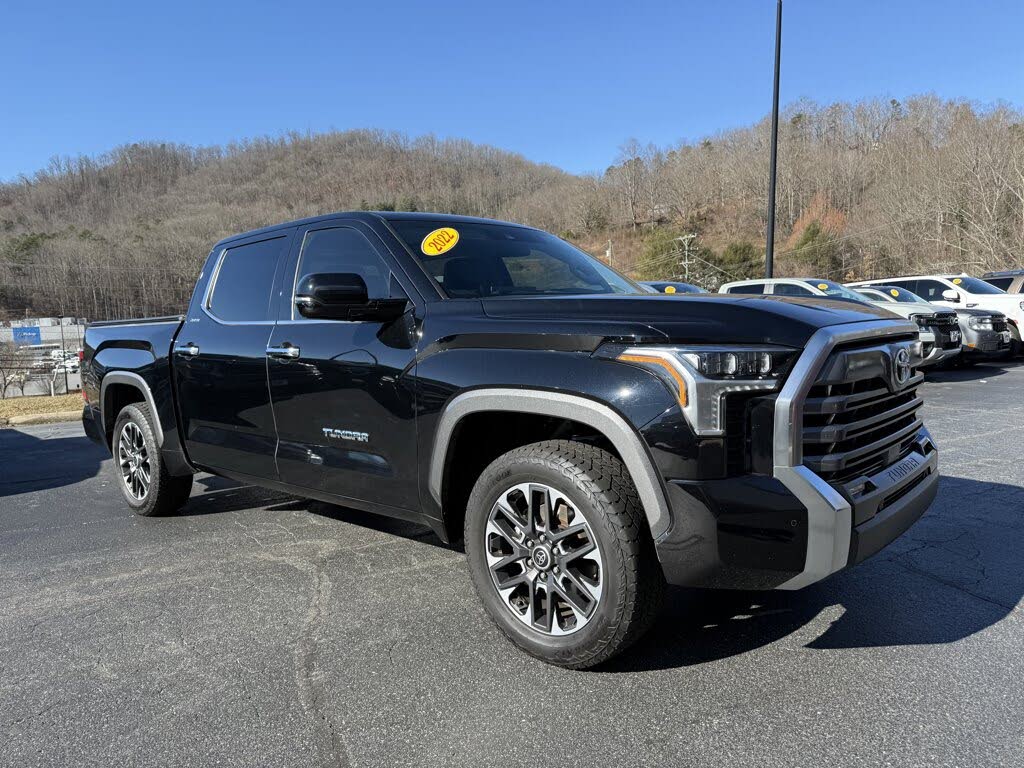 2022 Toyota Tundra Limited CrewMax Cab 4WD