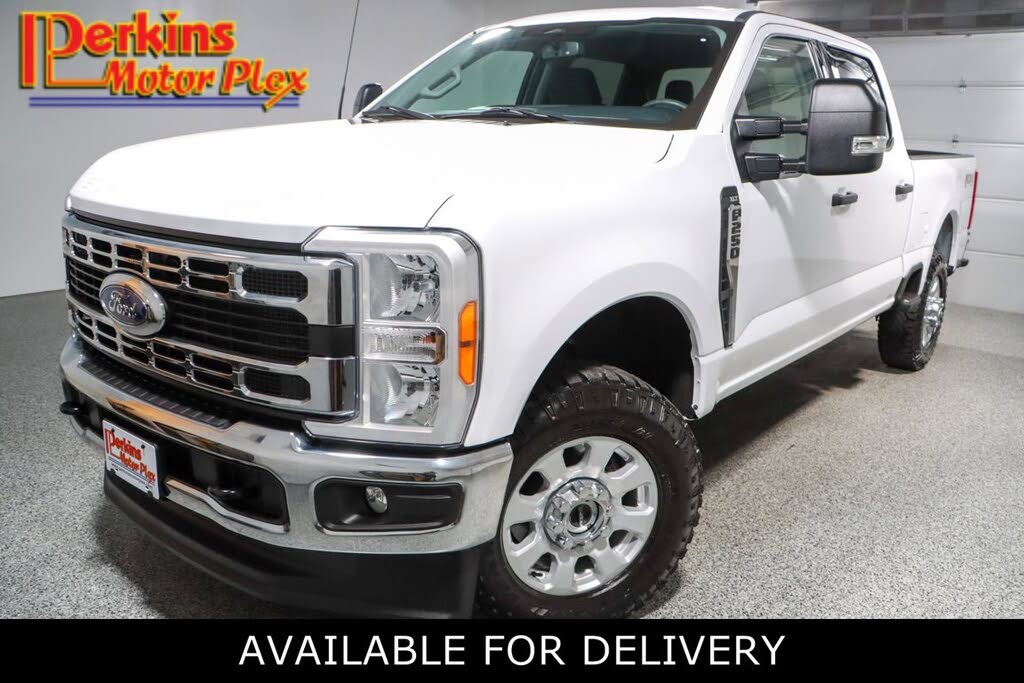 2023 Ford F-250 Super Duty XLT Crew Cab 4WD