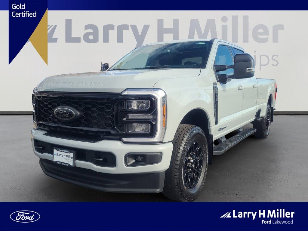 2025 Ford F-350 Super Duty Lariat Crew Cab 4WD