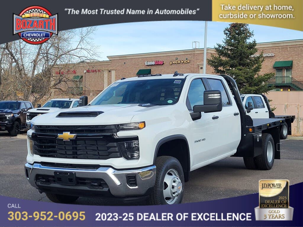 2026 Chevrolet Silverado 3500HD Chassis Work Truck Crew Cab 4WD