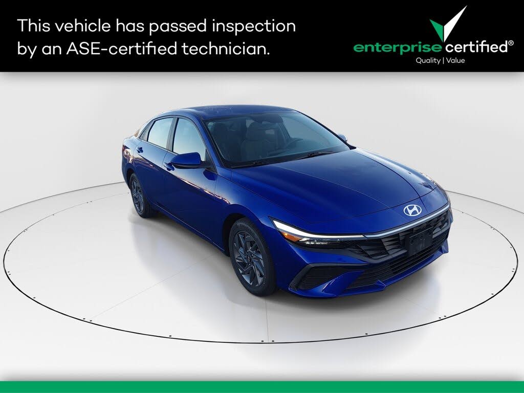 2024 Hyundai Elantra SEL FWD