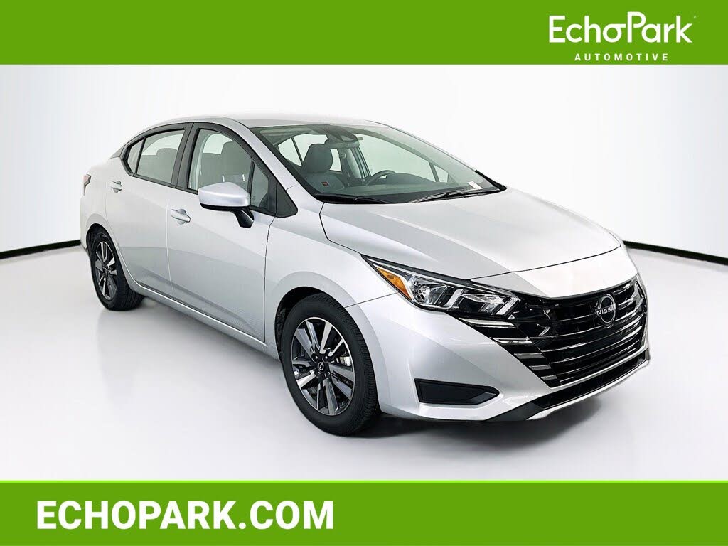2023 Nissan Versa SV FWD