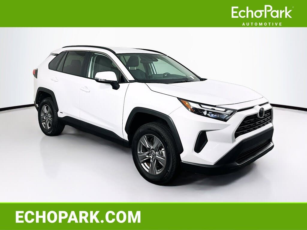2025 Toyota RAV4 Hybrid XLE AWD