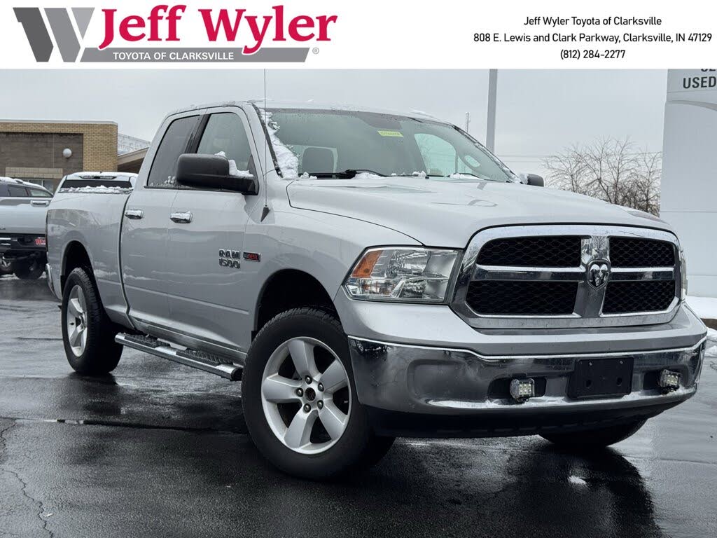 2016 RAM 1500 SLT Quad Cab 4WD