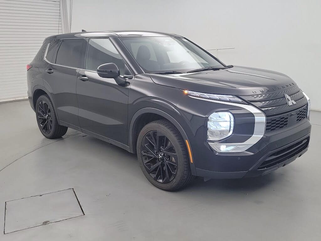 2024 Mitsubishi Outlander SE Black Edition FWD