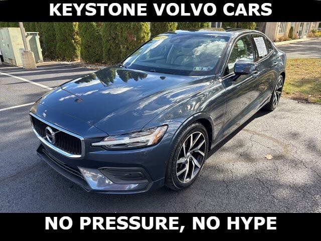 2020 Volvo S60 T5 Momentum FWD
