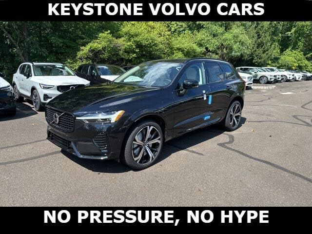 2025 Volvo XC60 Recharge T8 Ultra Dark Theme eAWD