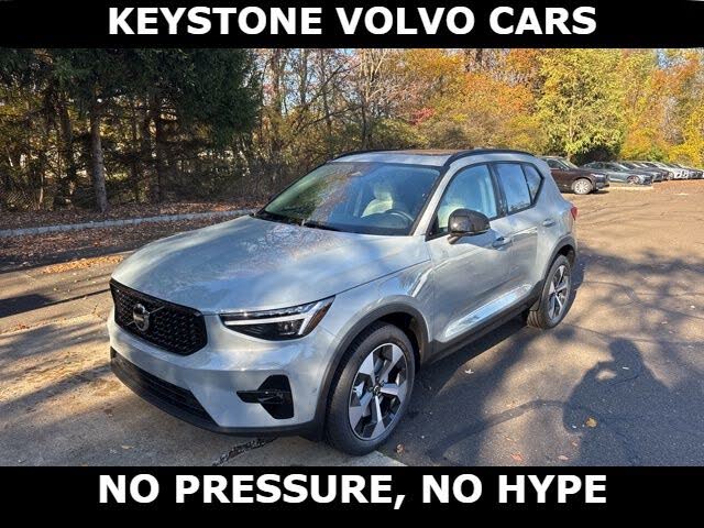 2026 Volvo XC40 B5 Plus AWD
