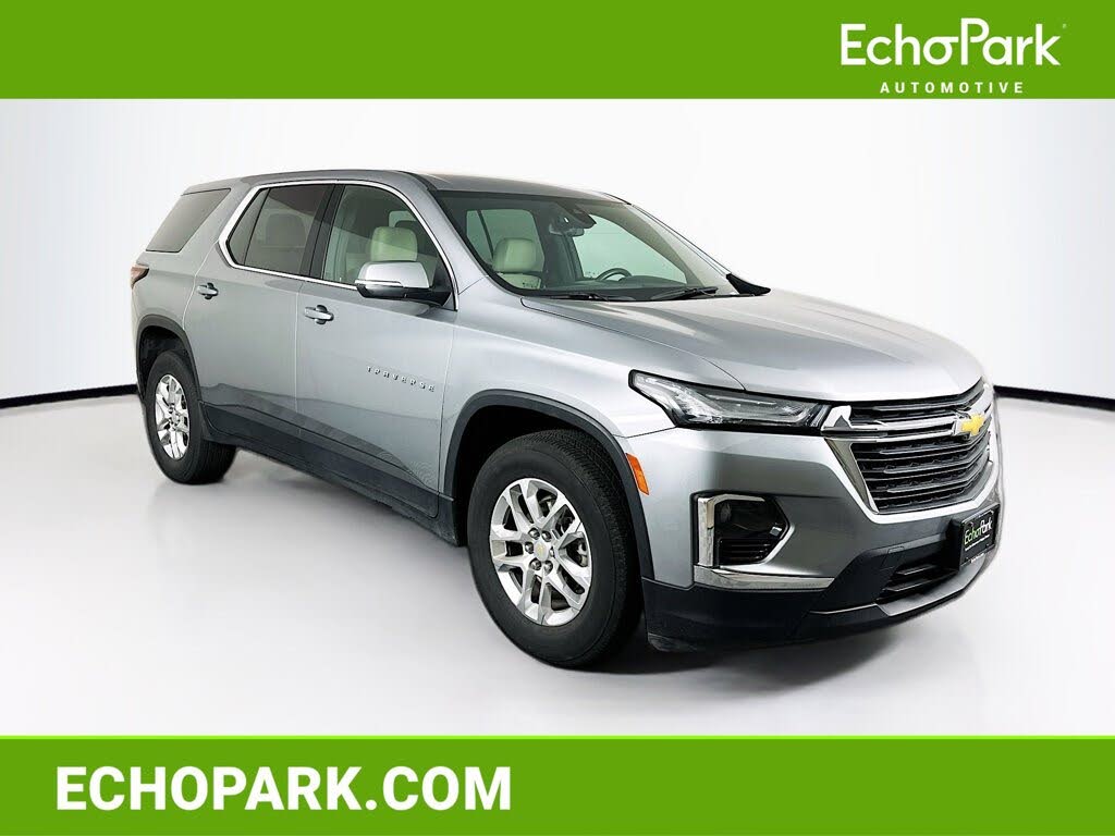 2023 Chevrolet Traverse LS FWD