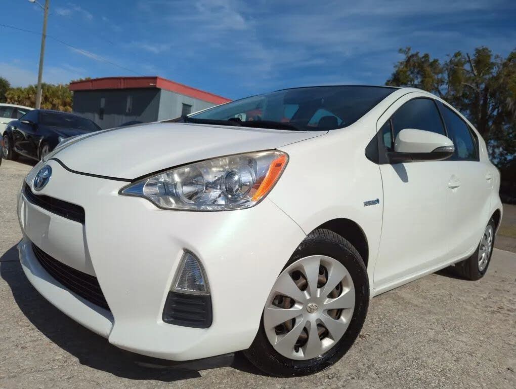 2014 Toyota Prius c One