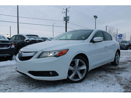 2015 Acura ILX 2.0L FWD with Technology Package