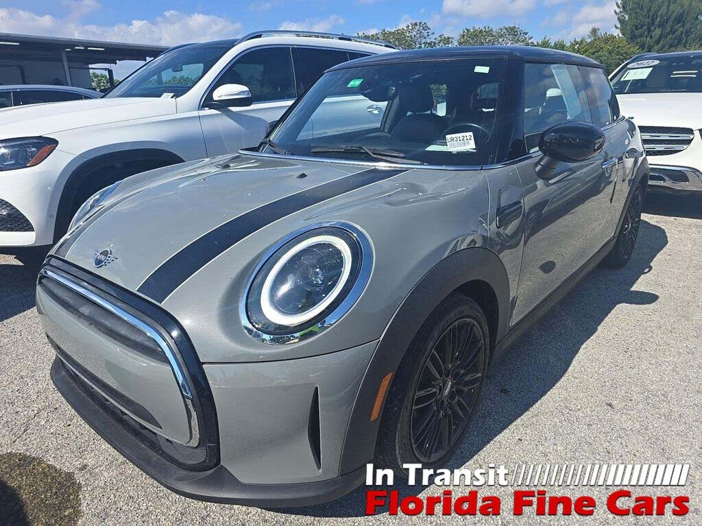 2022 MINI Cooper Oxford Edition 2-Door Hatchback FWD