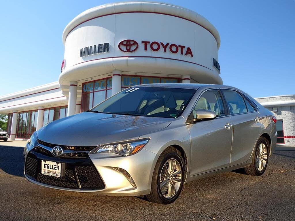 2017 Toyota Camry SE