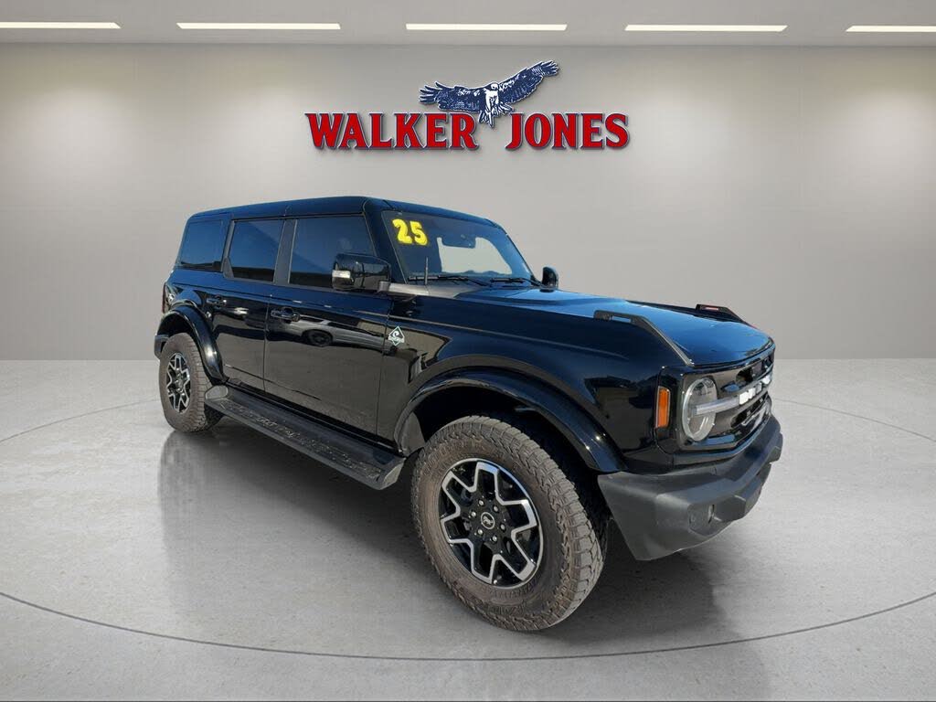 2025 Ford Bronco Outer Banks 4-Door 4WD