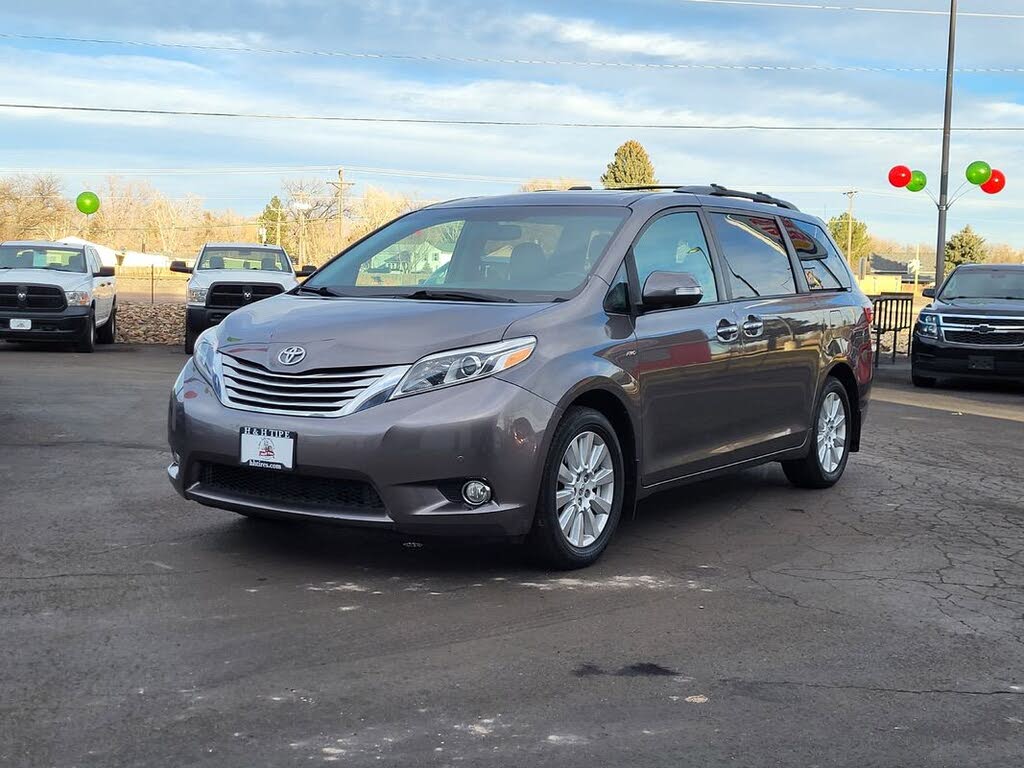 2017 Toyota Sienna Limited 7-Passenger AWD