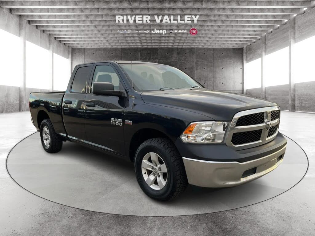 2016 RAM 1500 ST Quad Cab 4WD
