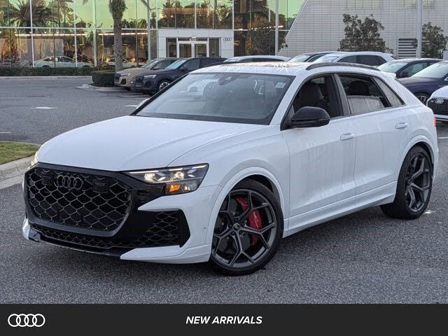 2025 Audi RS Q8 4.0T quattro Performance