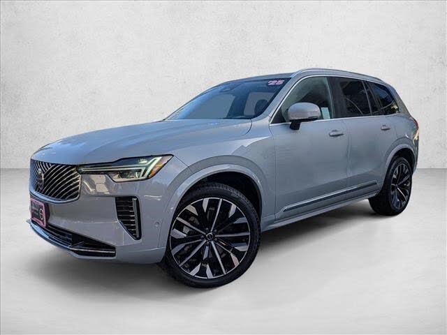 2025 Volvo XC90 B6 Plus Bright Theme 7-Passenger AWD