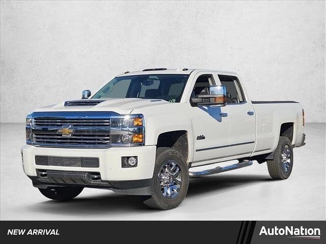 2017 Chevrolet Silverado 3500HD High Country Crew Cab 4WD
