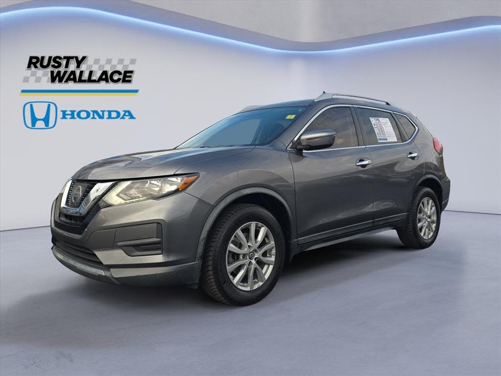2017 Nissan Rogue SV FWD