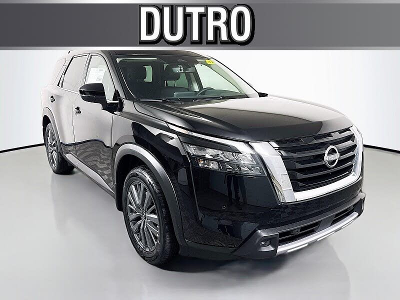 2025 Nissan Pathfinder SL 4WD