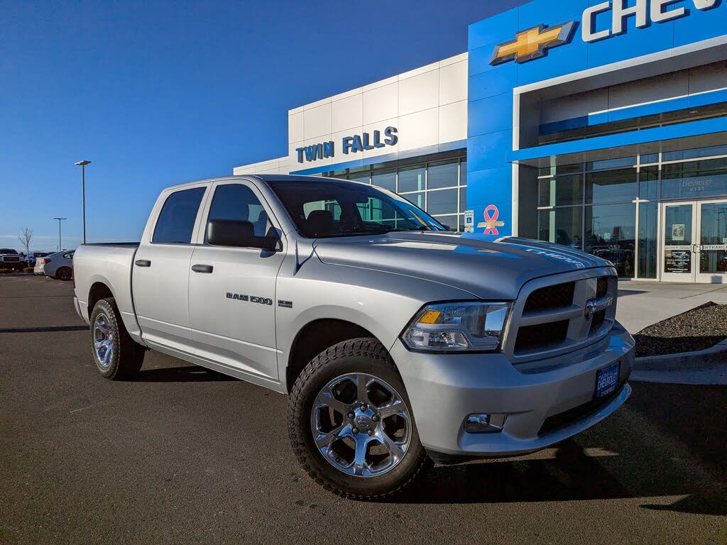 2012 RAM 1500 Express Crew Cab 4WD
