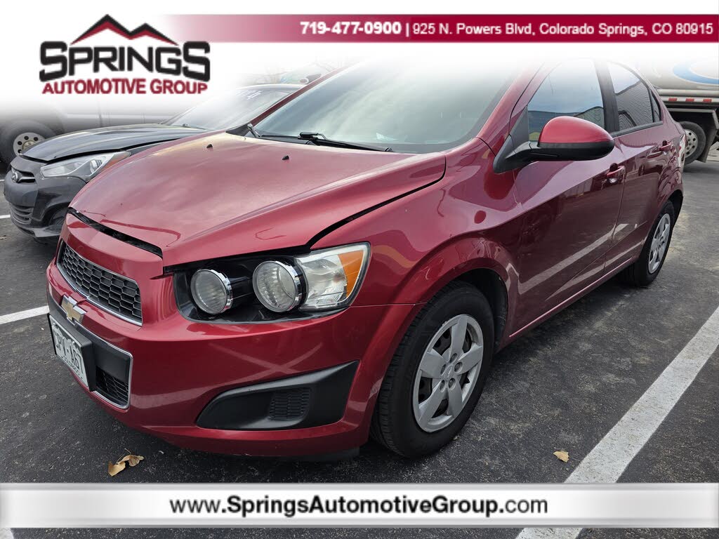 2013 Chevrolet Sonic LS Sedan FWD