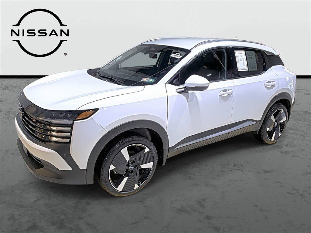 2025 Nissan Kicks SR AWD