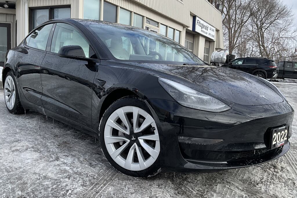 2022 Tesla Model 3 Long Range AWD