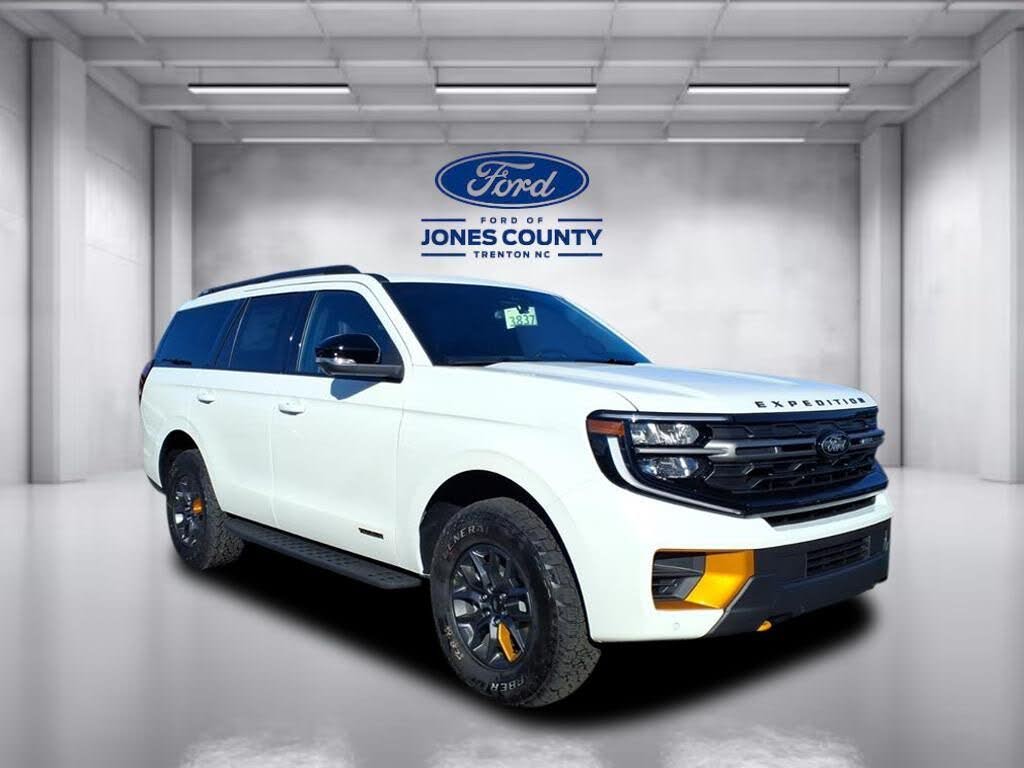2025 Ford Expedition Tremor 4WD