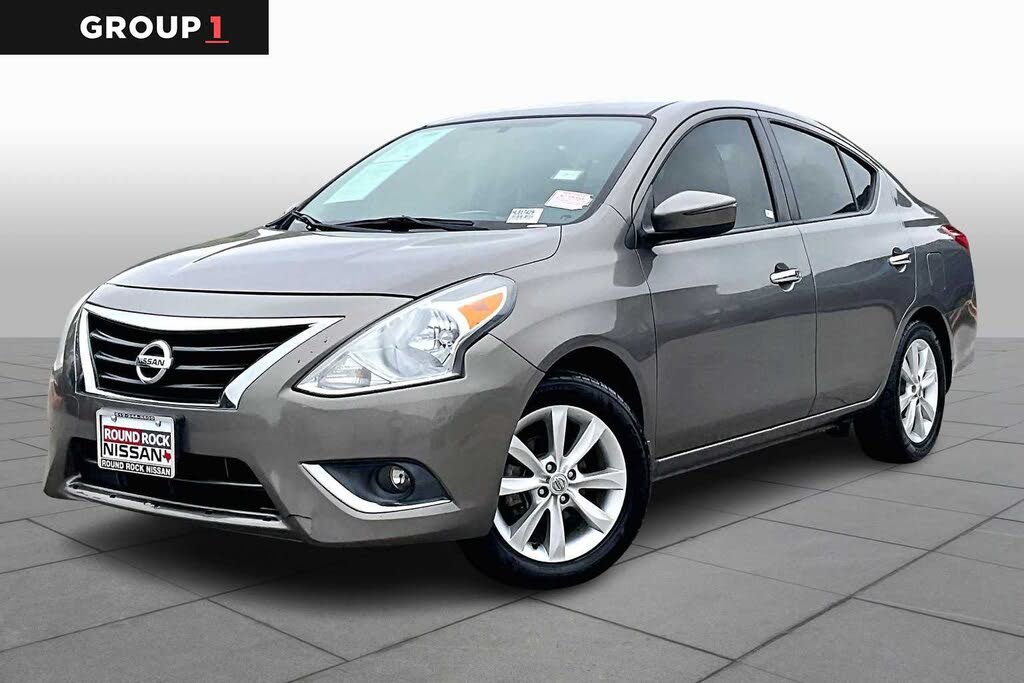 2017 Nissan Versa SL