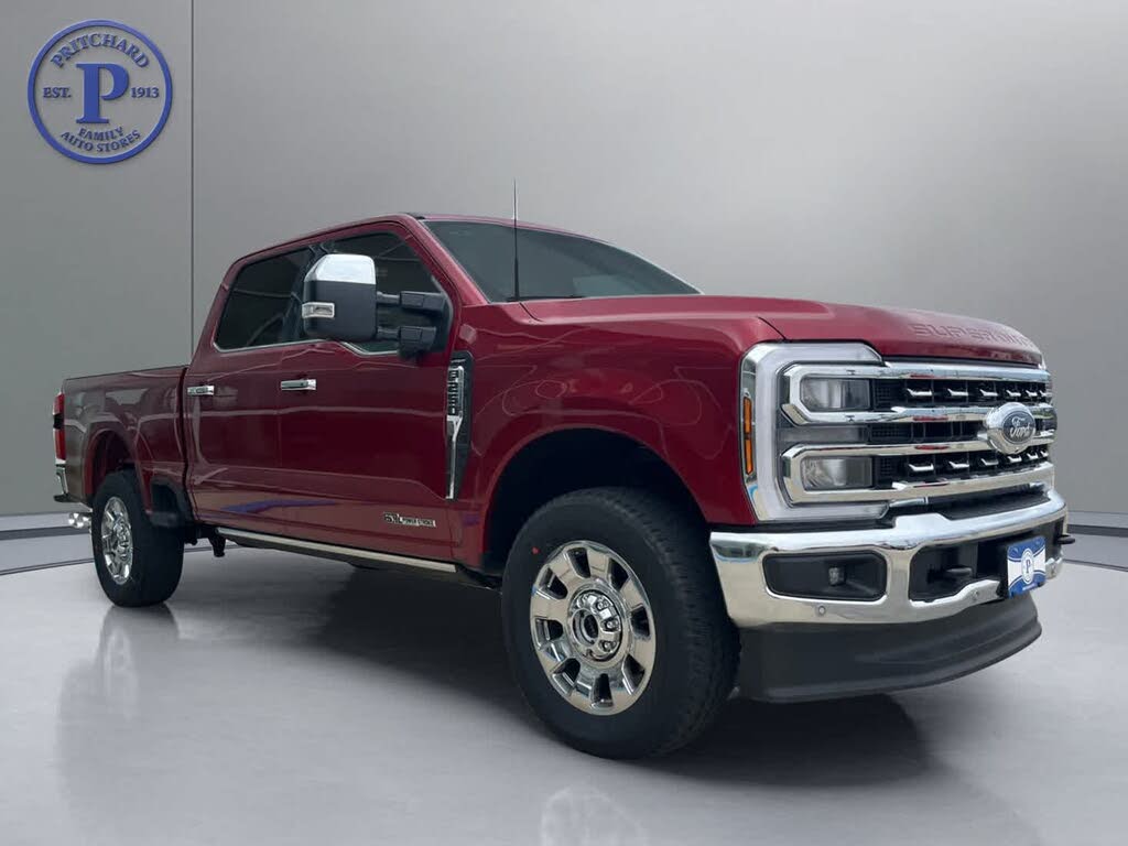 2025 Ford F-250 Super Duty Lariat Crew Cab 4WD