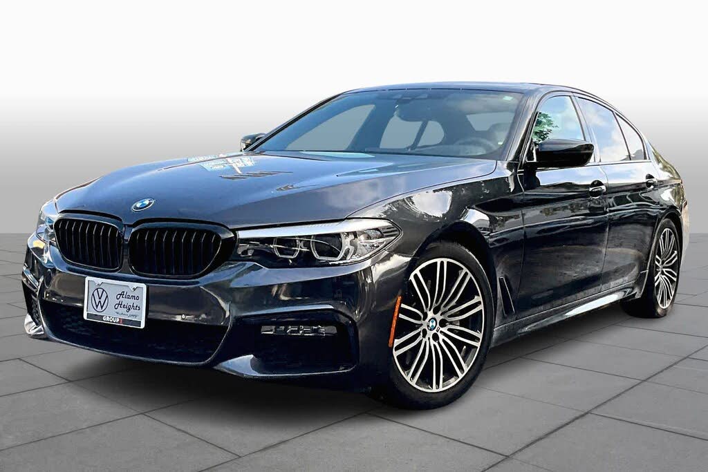 2018 BMW 5 Series 530i Sedan RWD