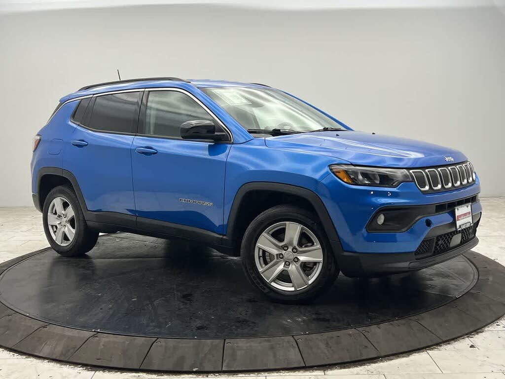 2022 Jeep Compass Latitude 4WD