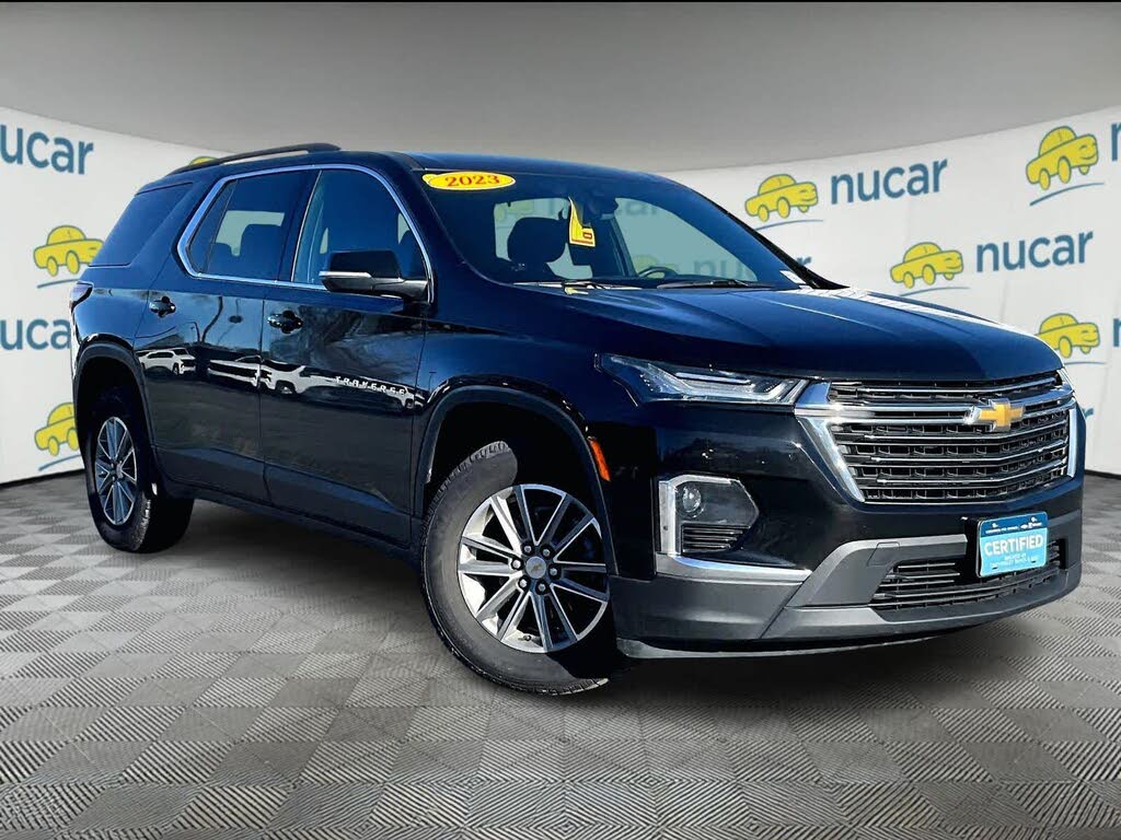 2023 Chevrolet Traverse LT Cloth AWD