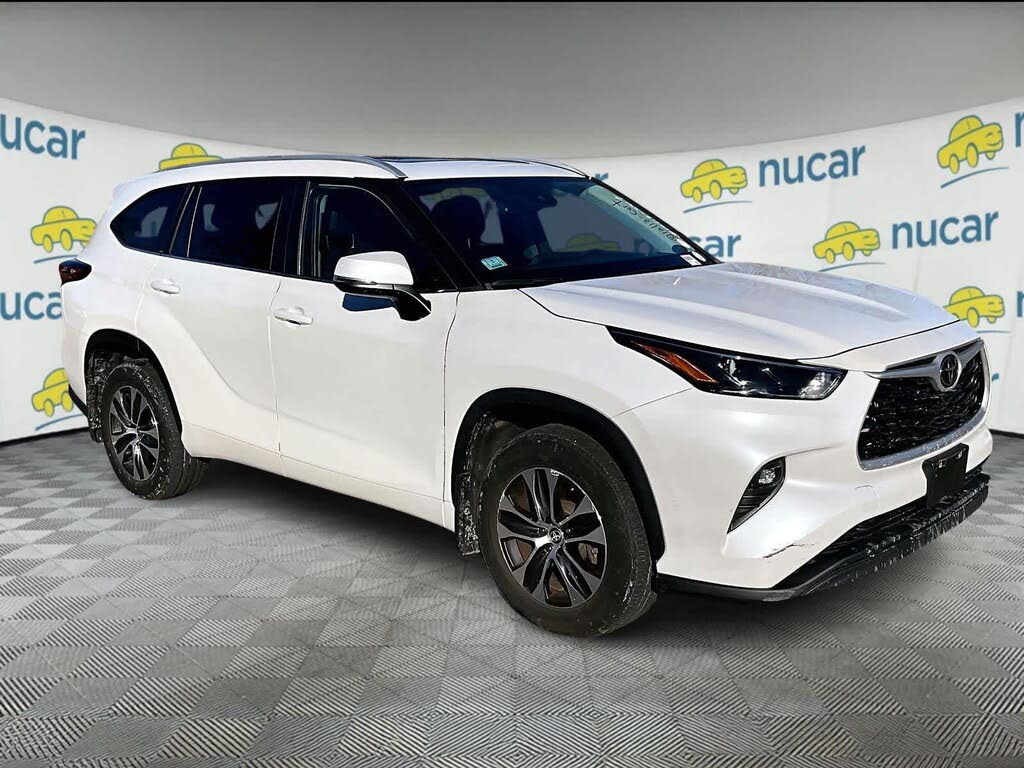 2023 Toyota Highlander XLE AWD